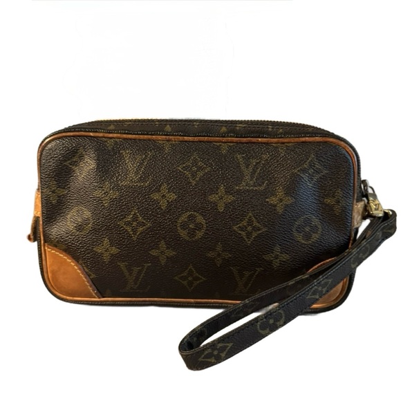 Louis Vuitton Handbags - Louis Vuitton Monogram Wristlet/Clutch